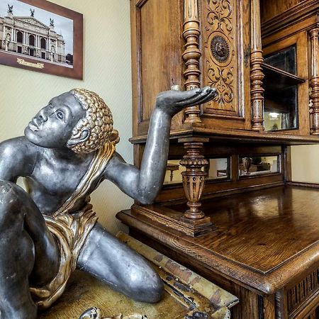 George Apartment Лвив Екстериор снимка